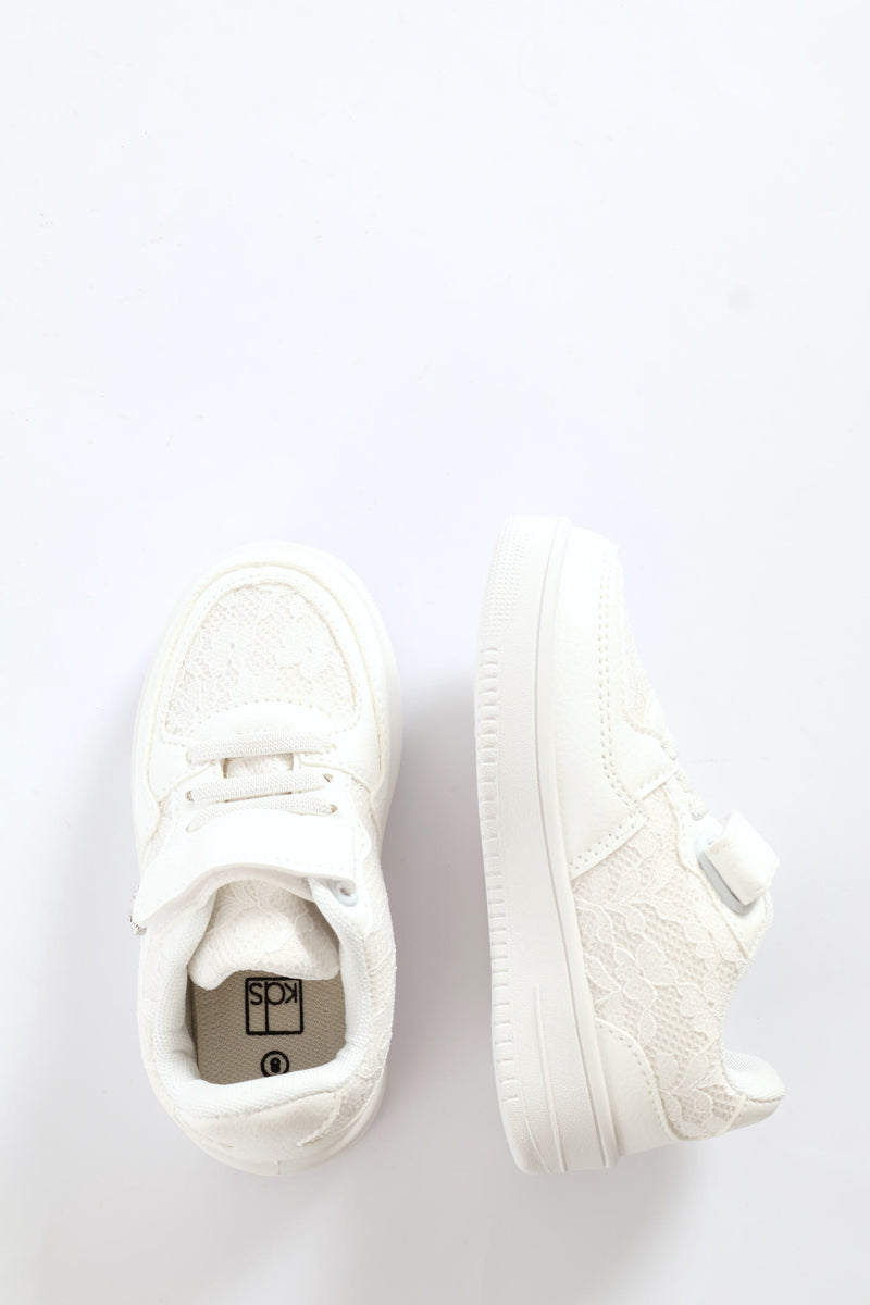 Pre-Girls Lace Court Sneaker - White