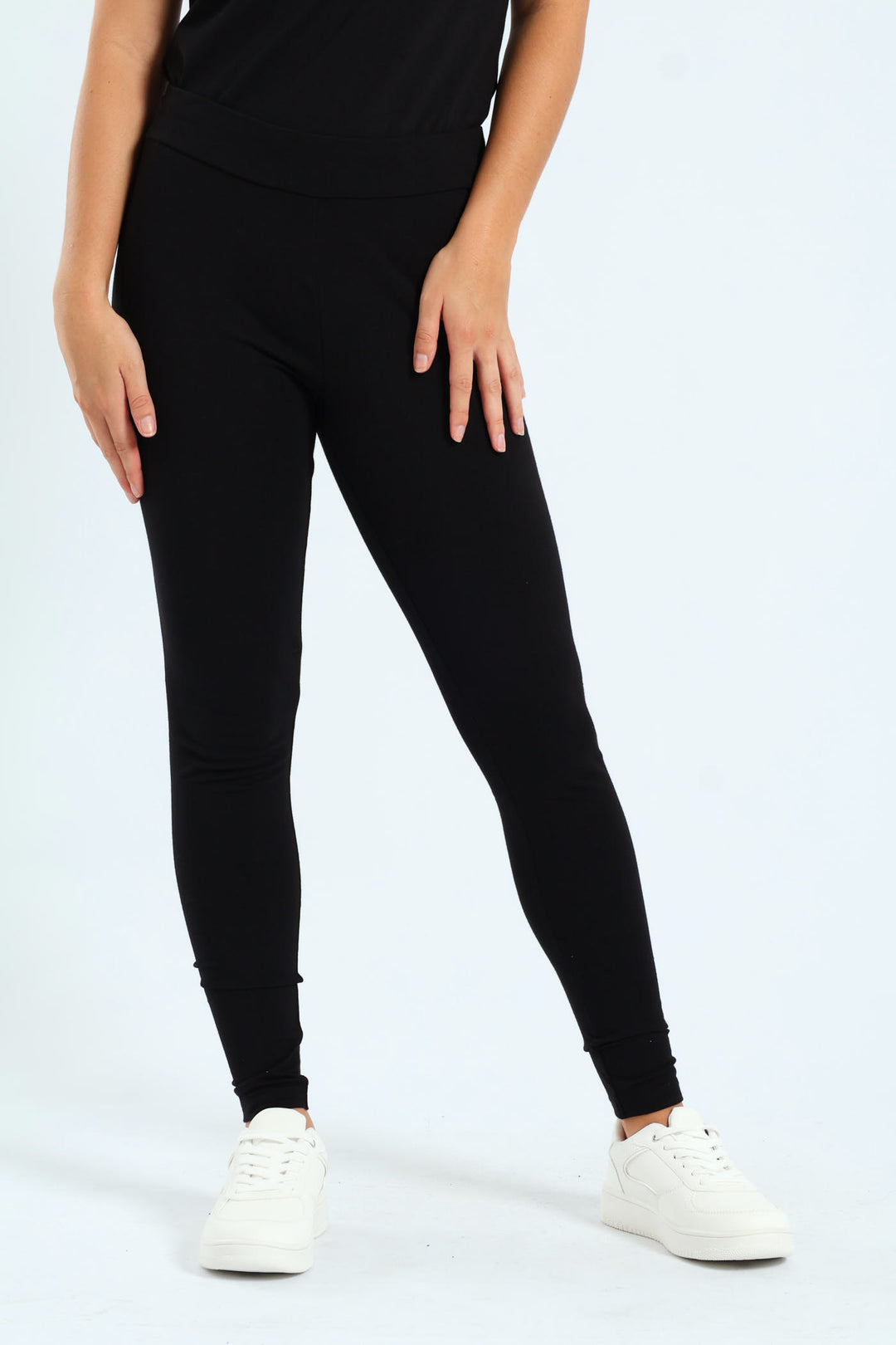 Essential Metallic Leggings - Black