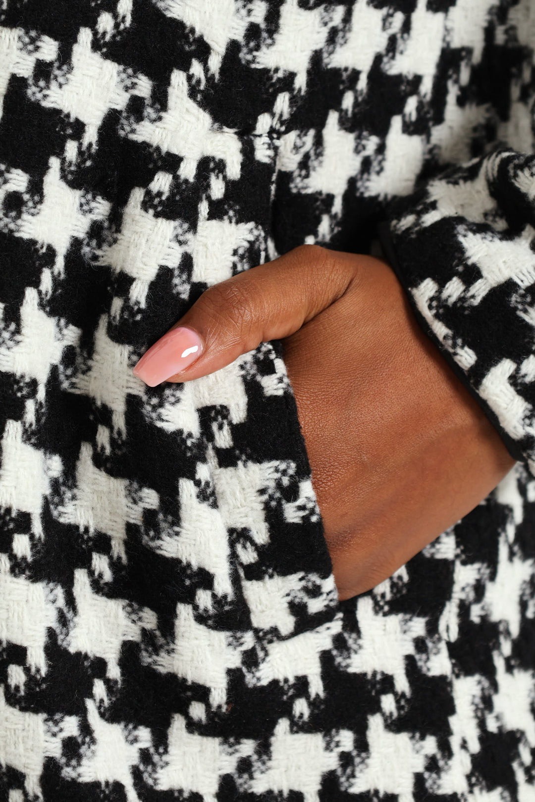 Charlotte Houndstooth Single Breasted Coat - Black/Cream