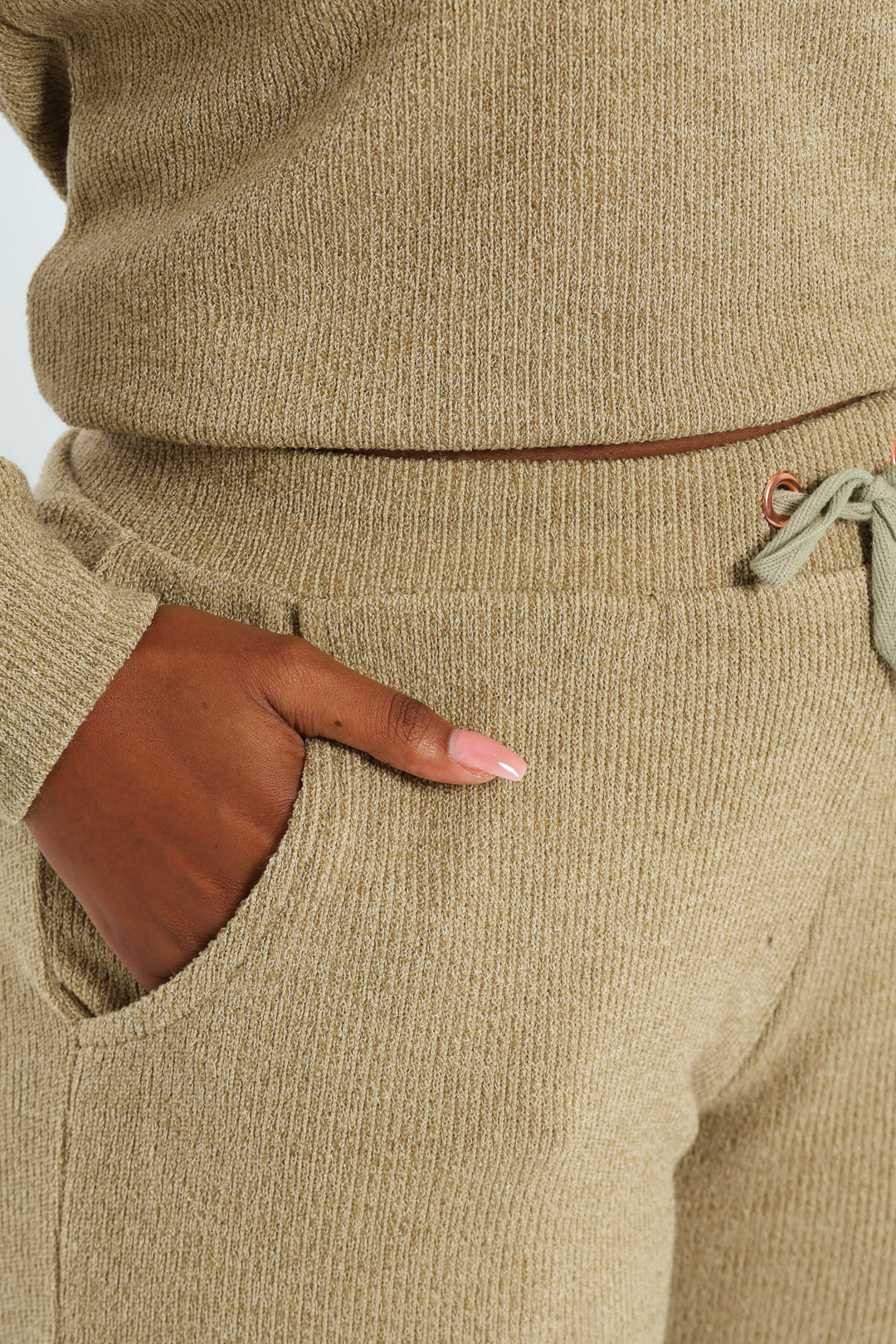 Leisure Jogger - Meadow Green