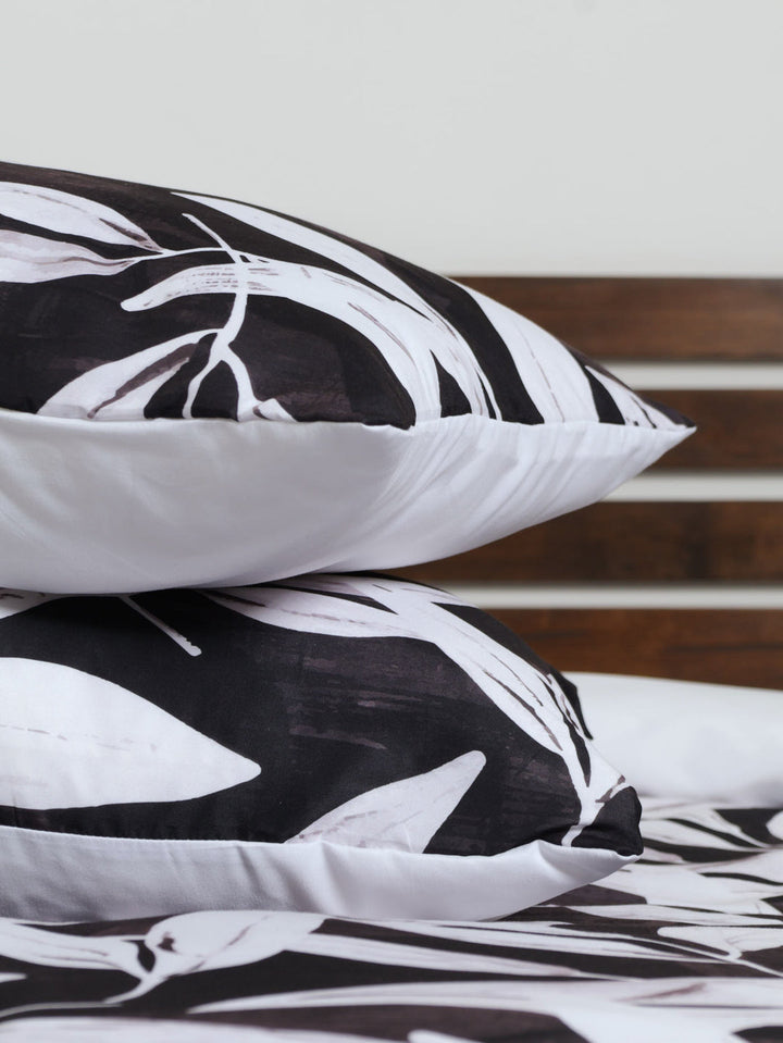 Mono Geo Floral Duvet Cover - Charcoal