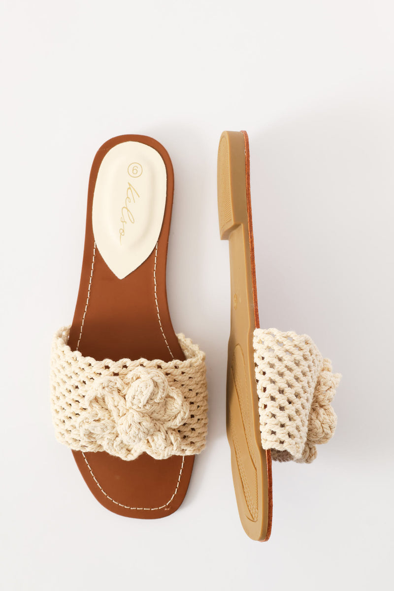 Crocheted Flower Mule - Off White