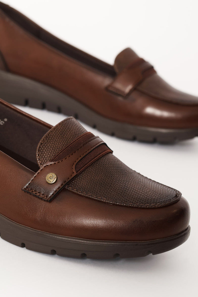 Textured Detail Pump - Brown