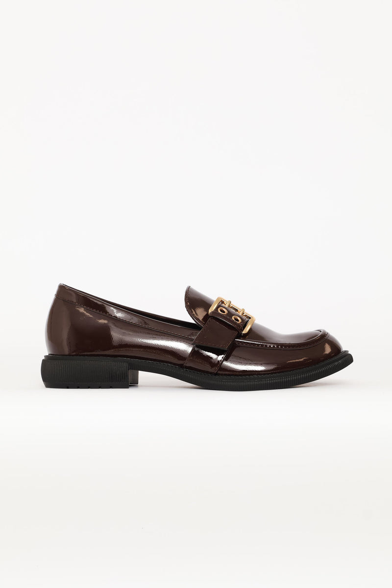 Crinkle Faux Leather Loafer With Buckle And Eyelet Detail - Chocolate