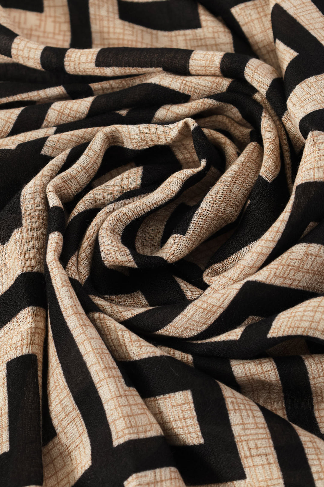 Geo Print Light Weight Scarf-180*80Cm - Black