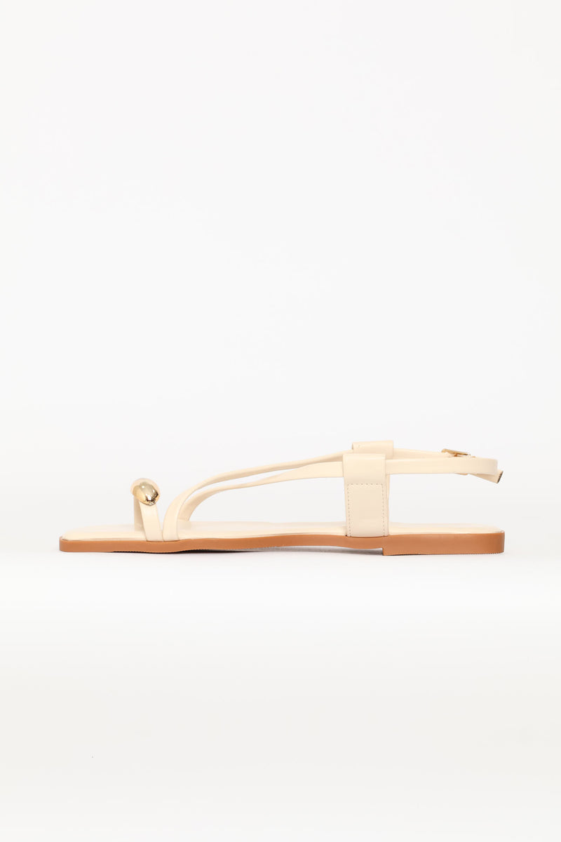 Toe Post With Crosstrap Detail - Off White
