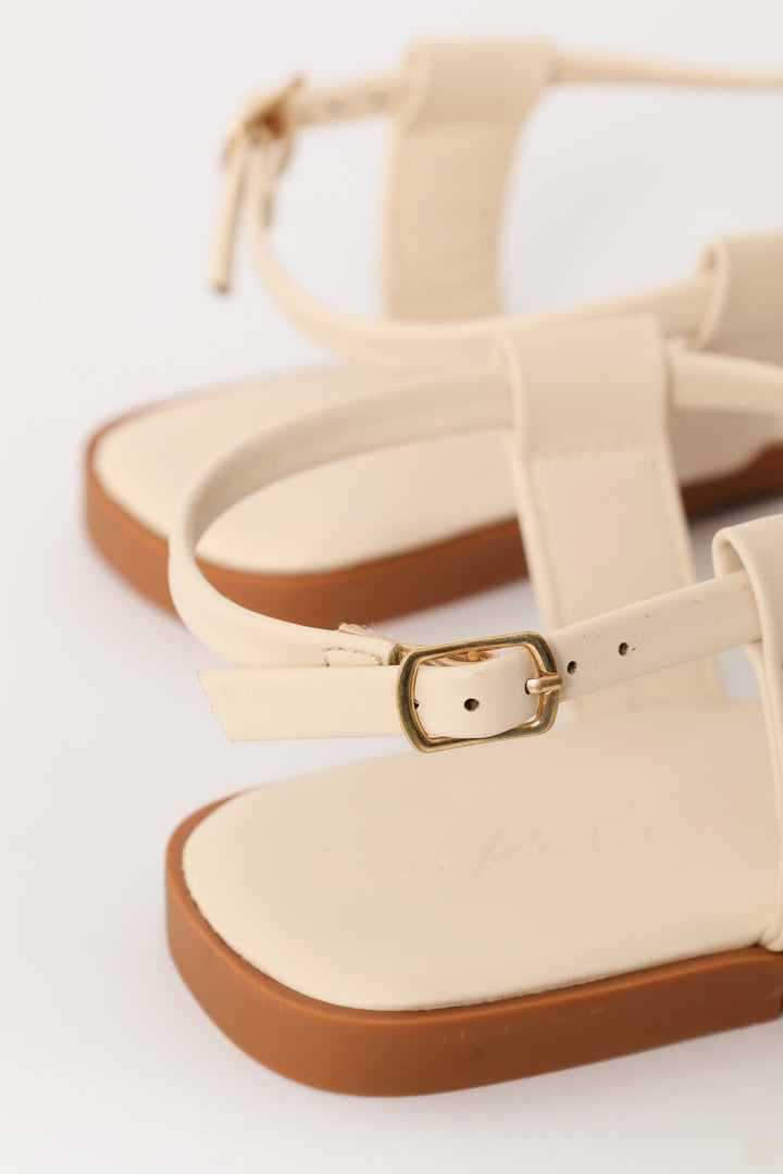 Toe Post With Crosstrap Detail - Off White