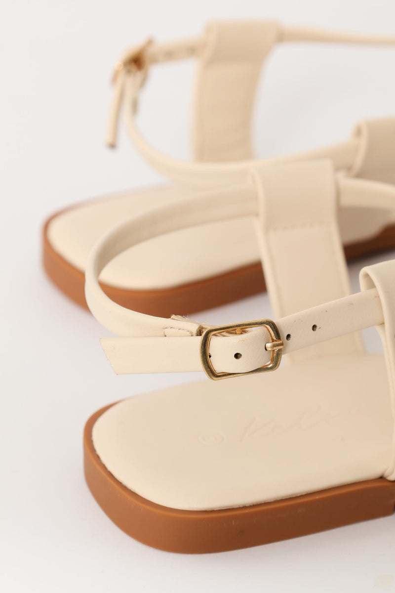 Toe Post With Crosstrap Detail - Off White