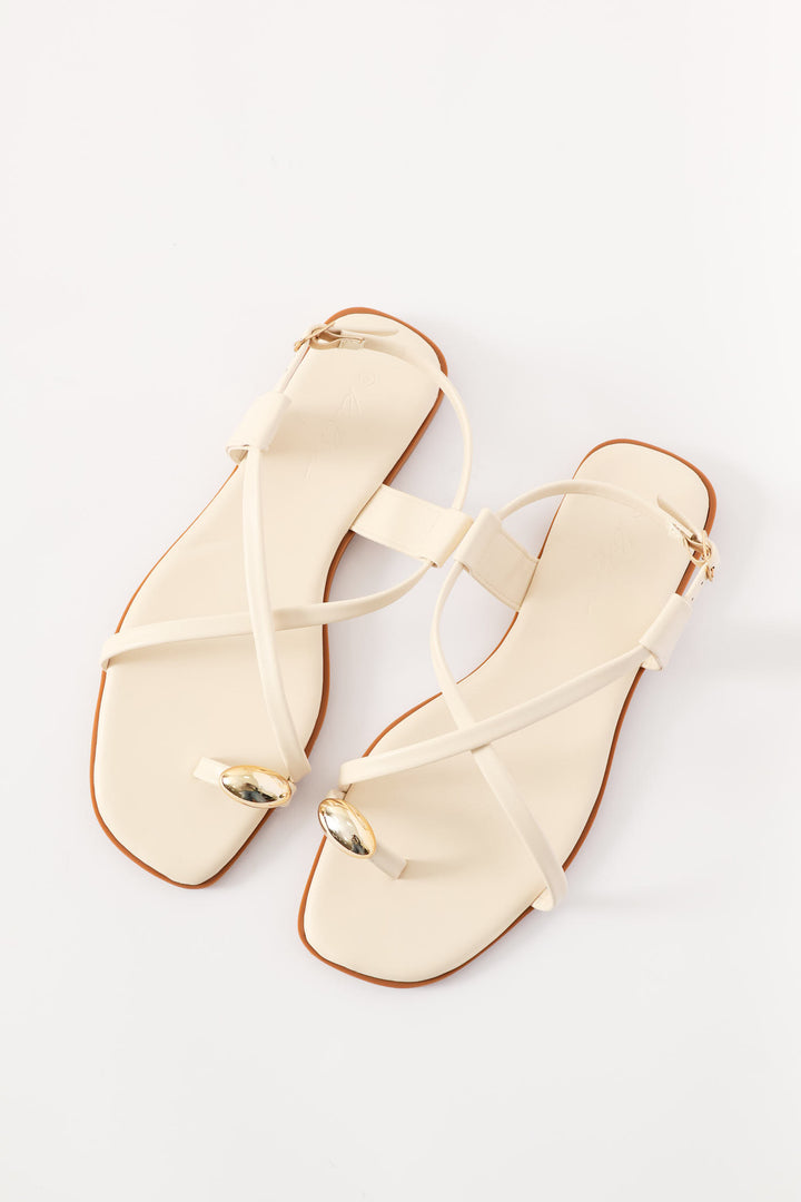 Toe Post With Crosstrap Detail - Off White