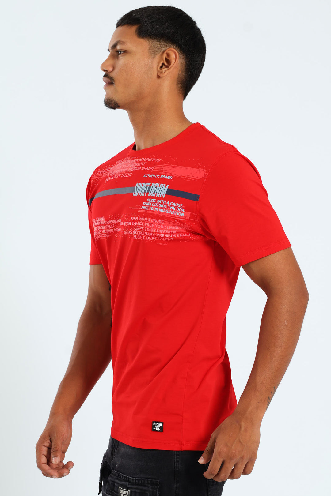 Konrad Tee - Red