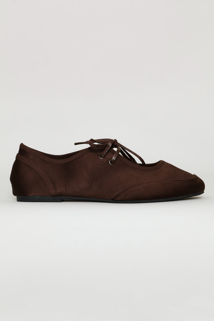Lace Up Pump - Dark Chocolate
