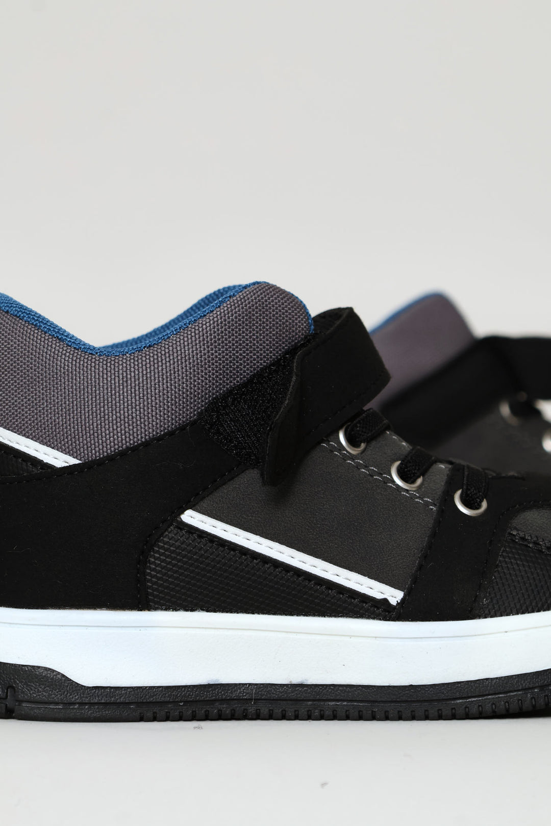 Boys Hitop Sneaker - Charcoal