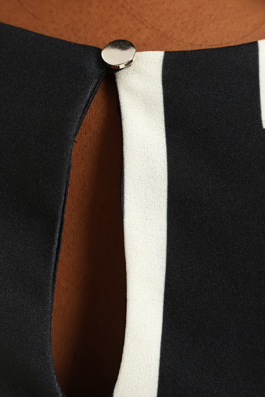 Crew Neck Knitwear Combo Blouse - Black/Cream