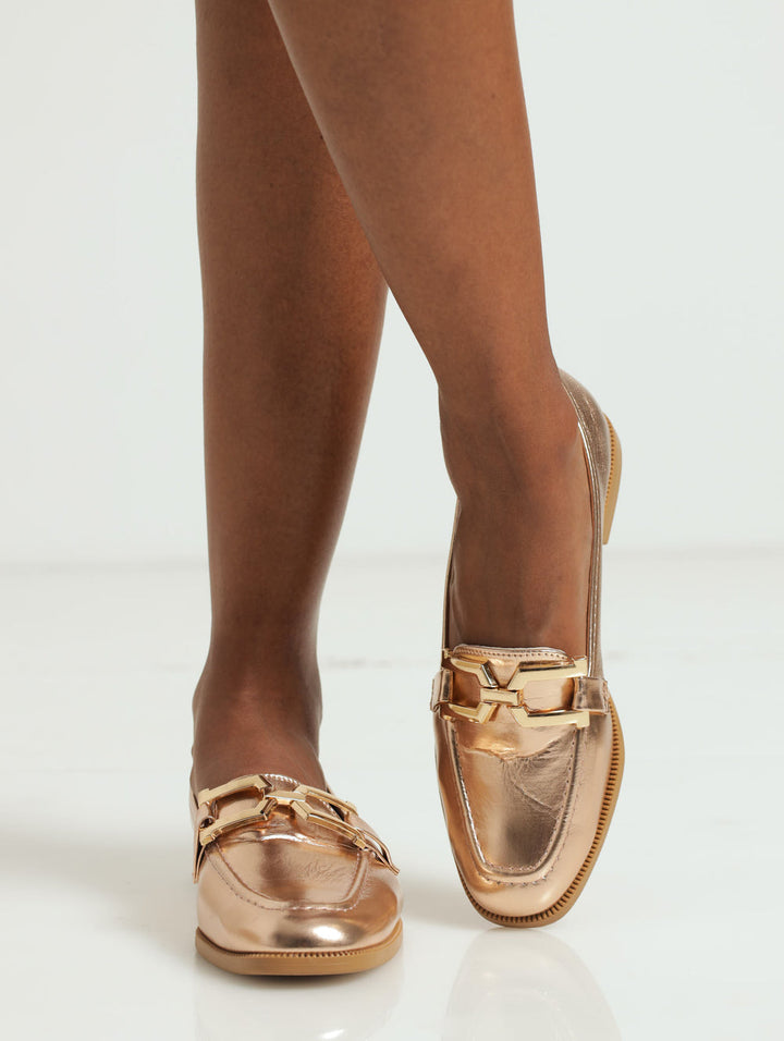 Classic Metallic Loafer With Chunky Link Trim - Rose Gold