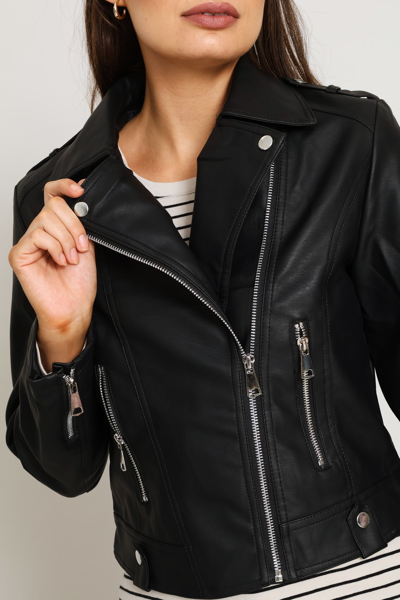 ジャケット・アウター 00s Gloster Black Leather Rider Jacket Ladies Biker Jacket With Epaulettes - Black – Edgars