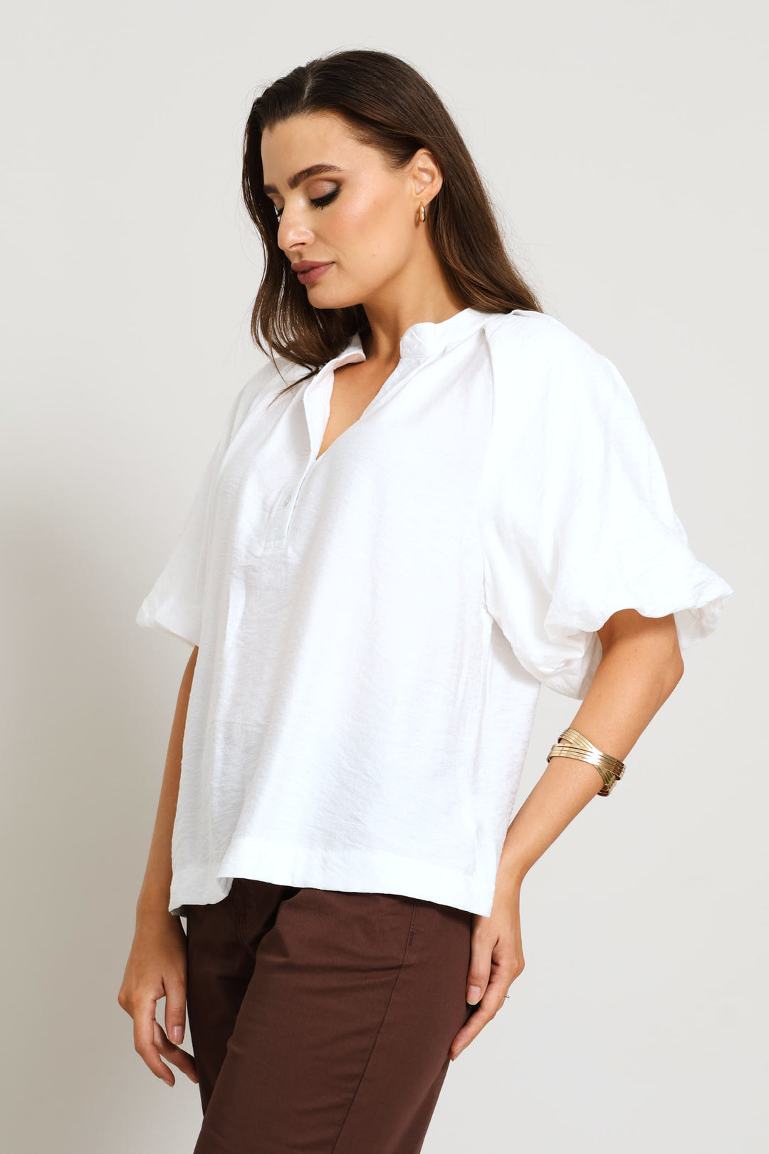 Quarter Placket Bubble Sleeve Peplum Blouse - Off White
