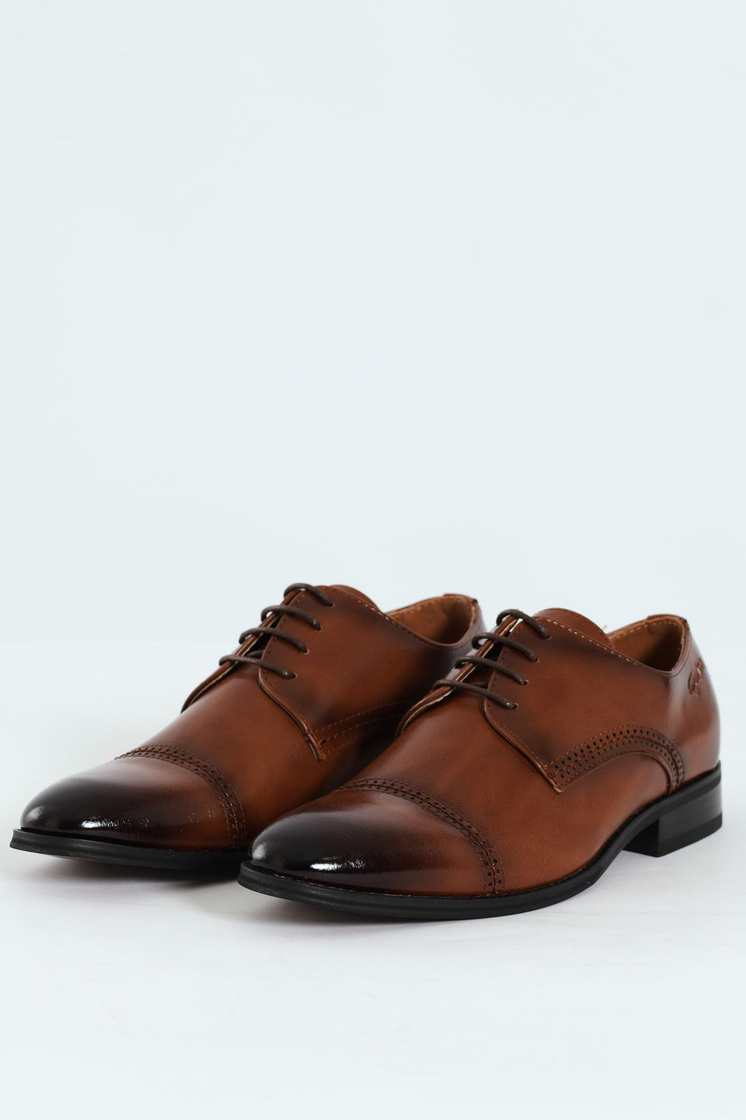 Toe Cap Stitch & Lazer Punch Derby Shoe - Tan