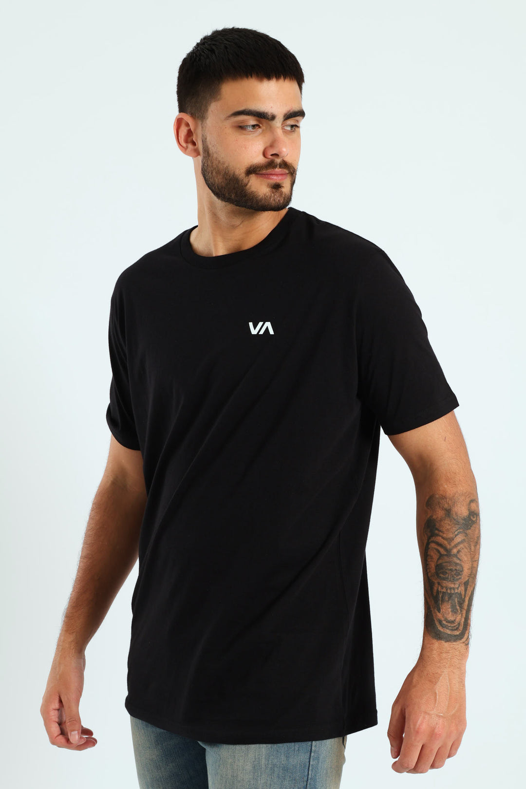 Va Essentials Tee - Black