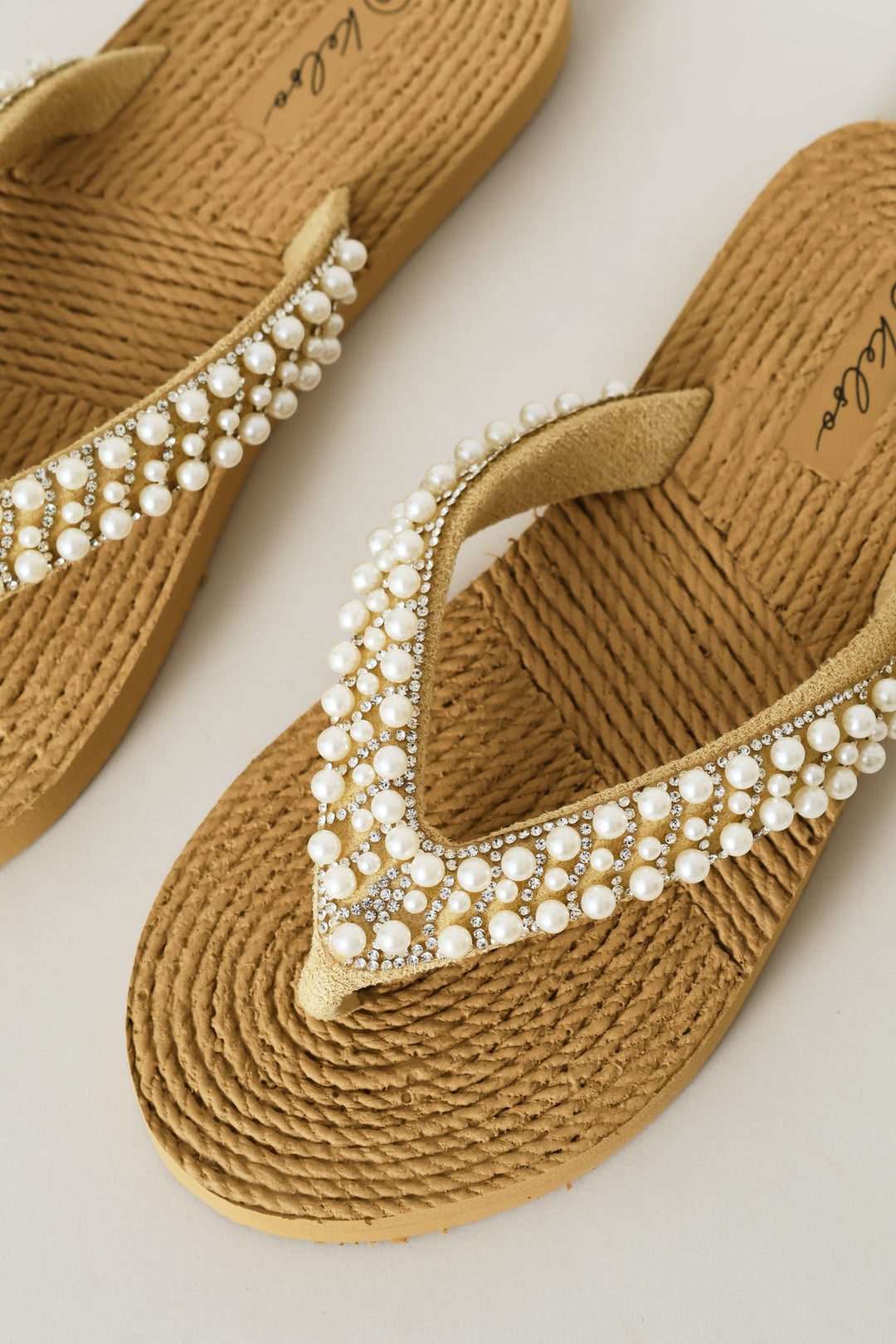 Pearl Thong Sandal On Flatform Outsole - Off White