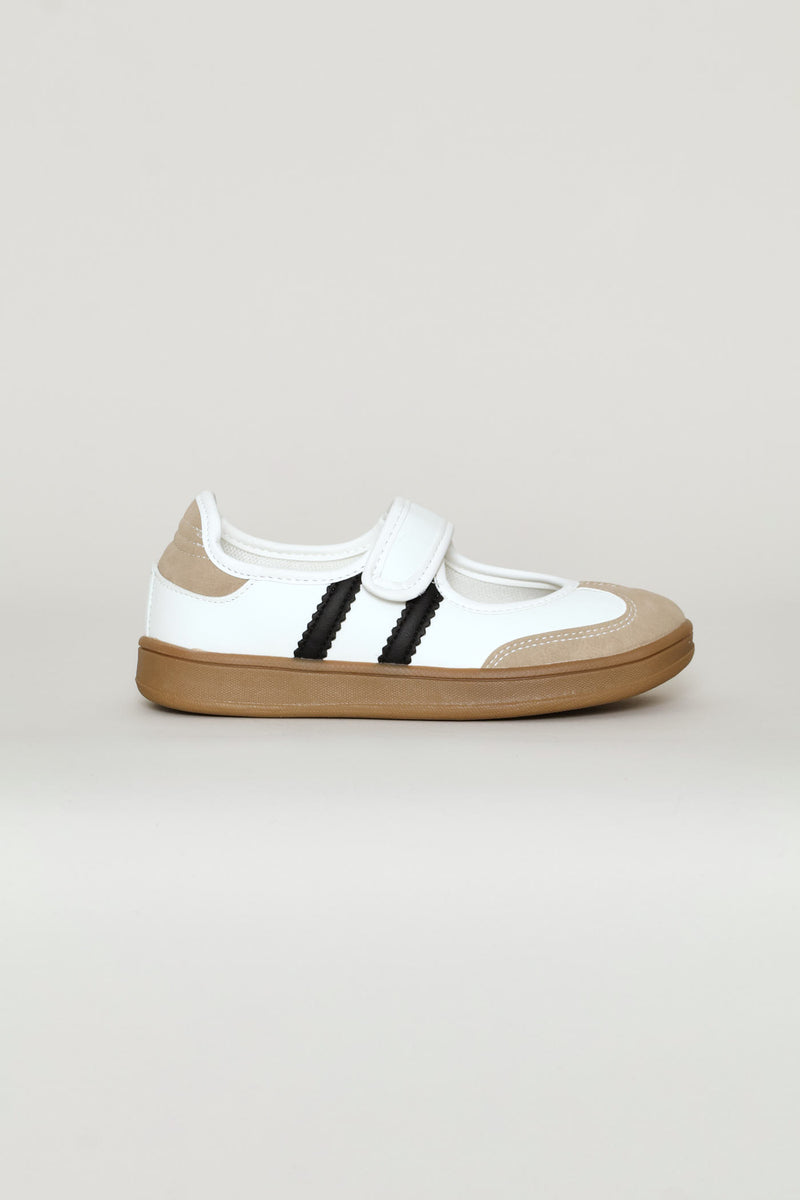 Girls Sneaker Pump - White/Black