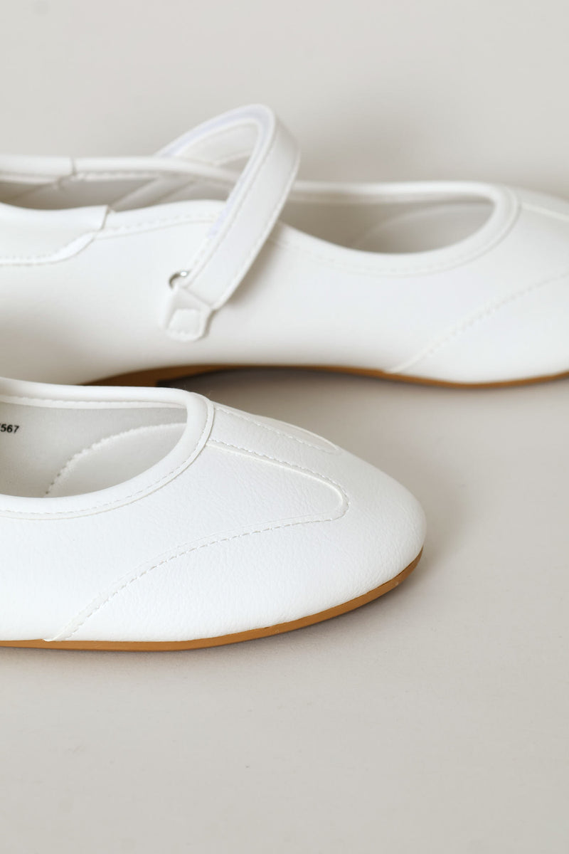 Girls Mary-Jane Sports Pump - White