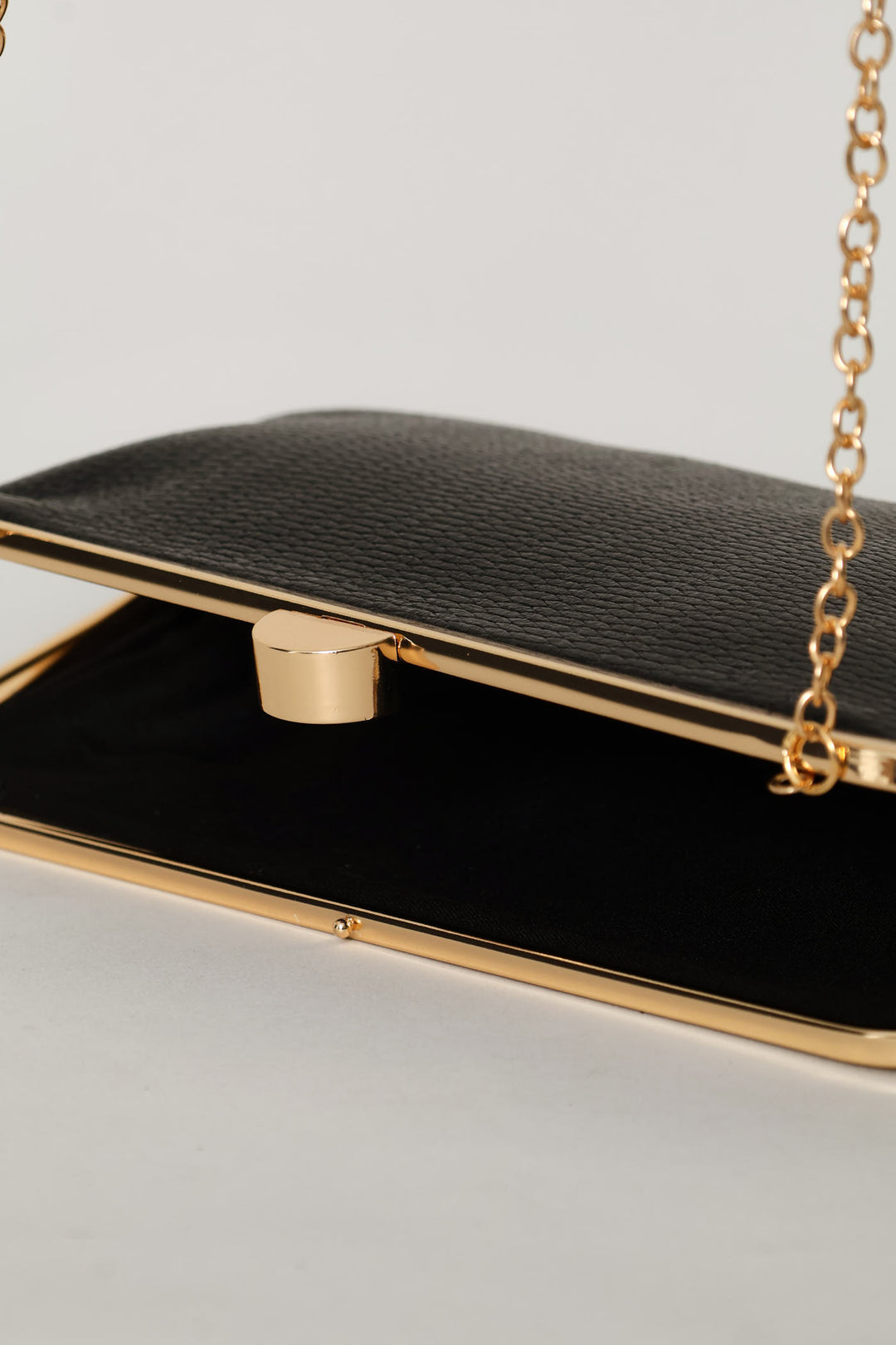 Clip Closure Clutch Purse - Black
