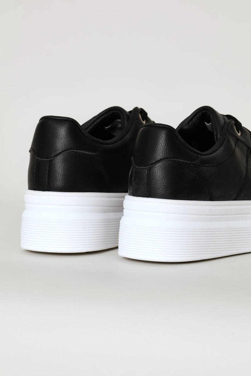 Chunky Sneaker - Black