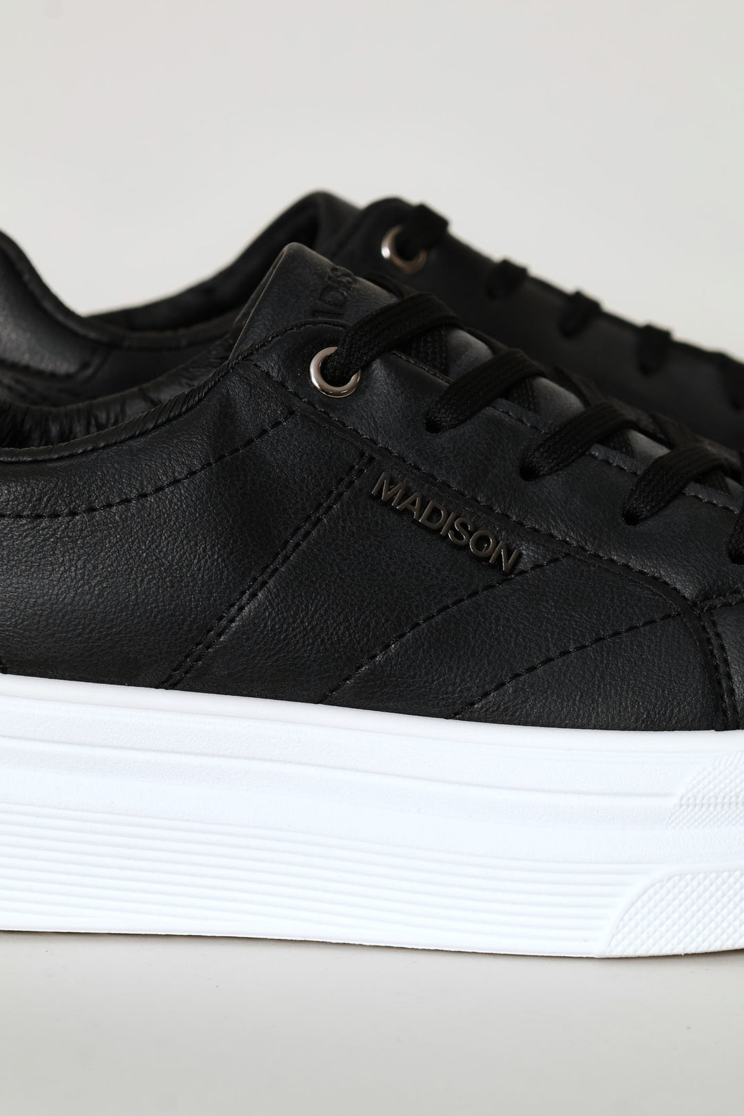 Chunky Sneaker - Black