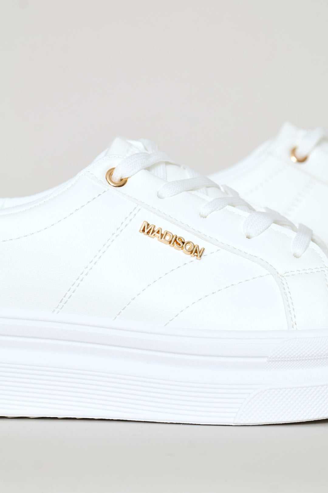 Chunky Sneaker - White