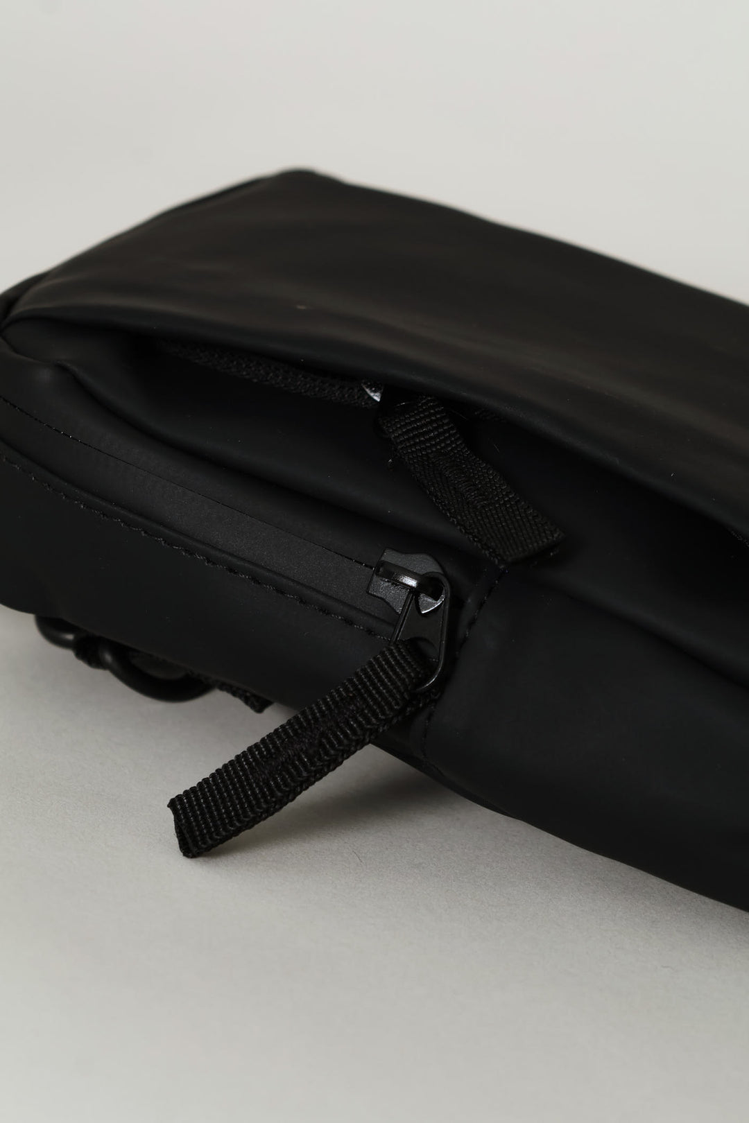 HQ Crossbody Bag - Black