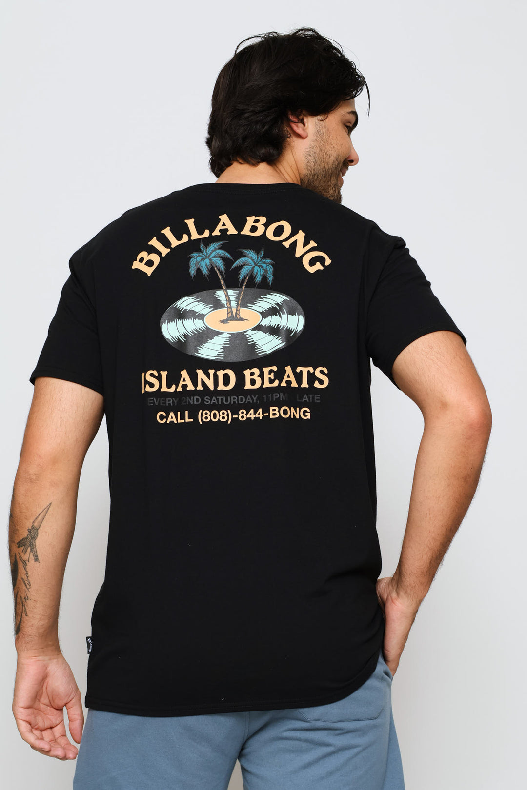 Island Beats Tee - Black
