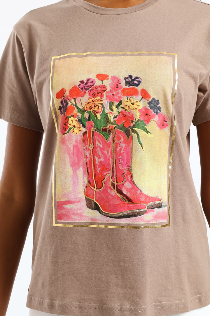 Bouquet & Boots Tee - Taupe