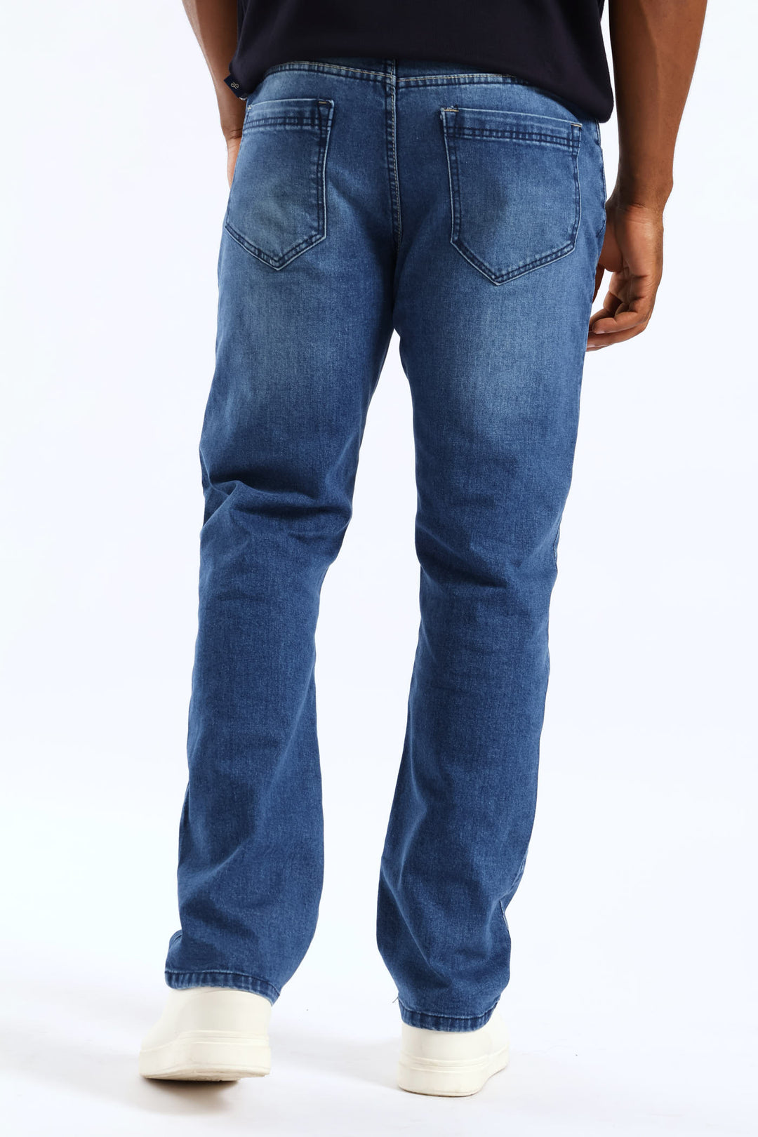 Indigo Washed In Straight Jean - Dark Wash