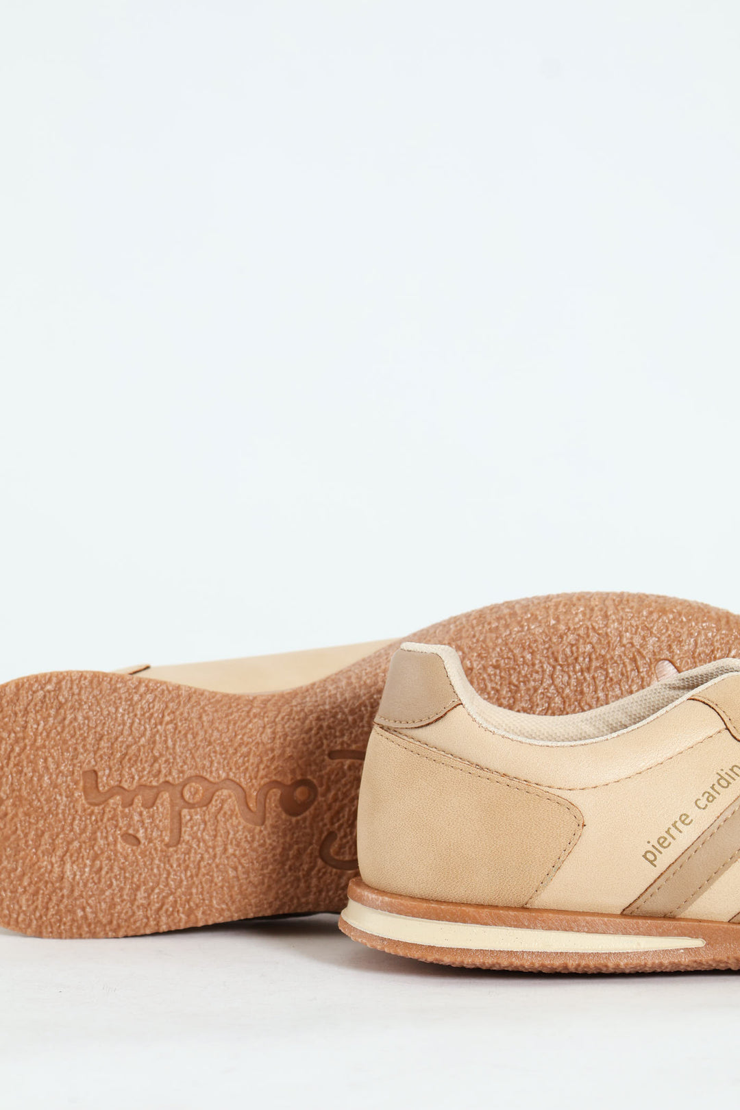 Wembi 1 Retro Lace Up Sneaker - Beige