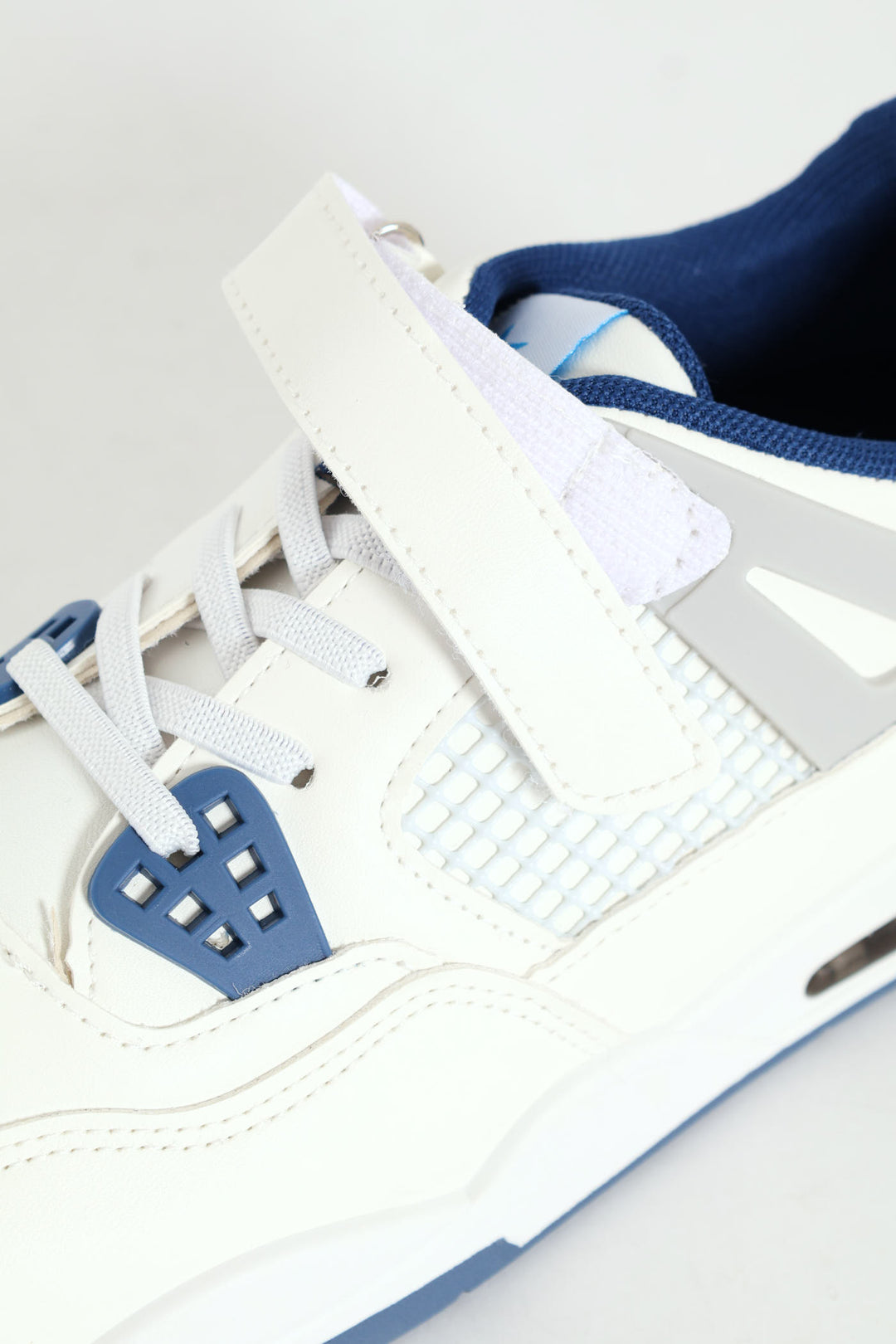 Boys Y Krypto Sneaker - White