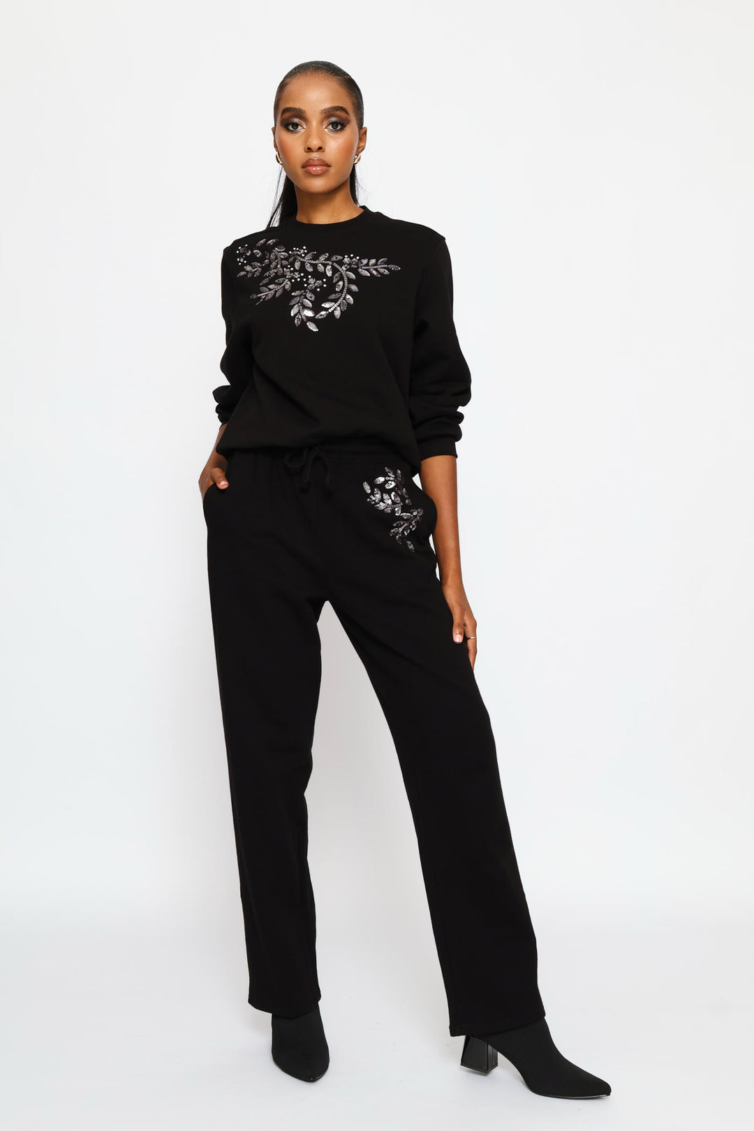 Long Sleeve  Shoulder Bead Detail Pullover - Black