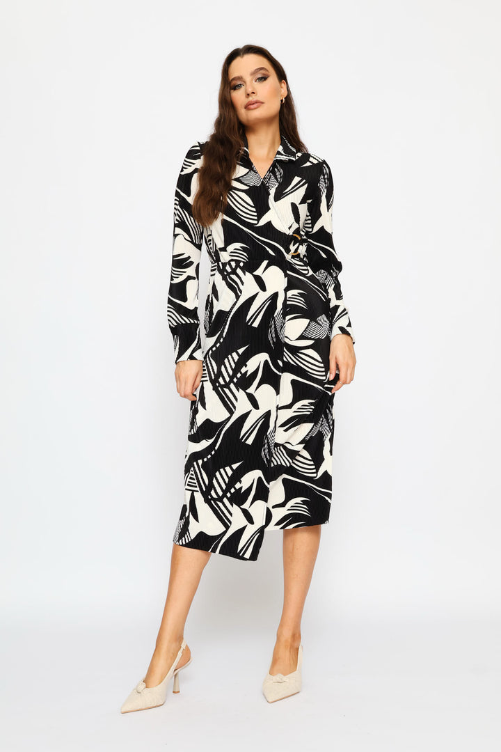 Wrap Side Trim Plisse Midi Dress - Black/Cream