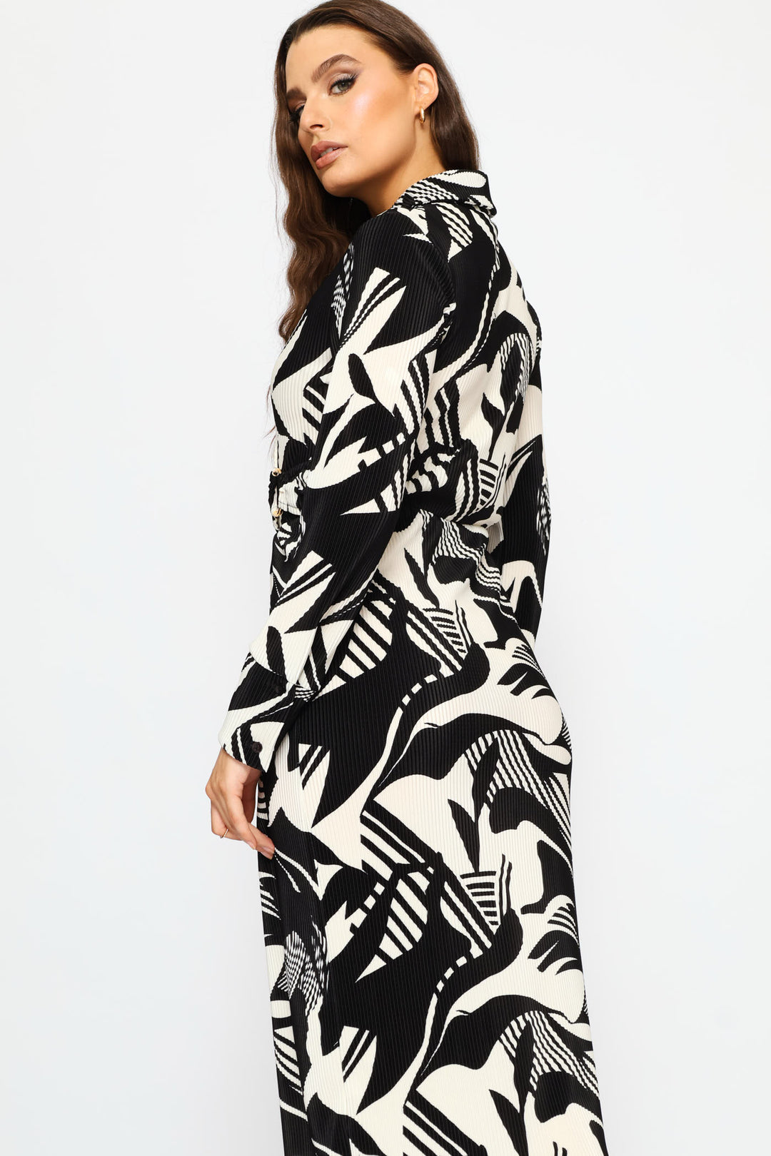 Wrap Side Trim Plisse Midi Dress - Black/Cream