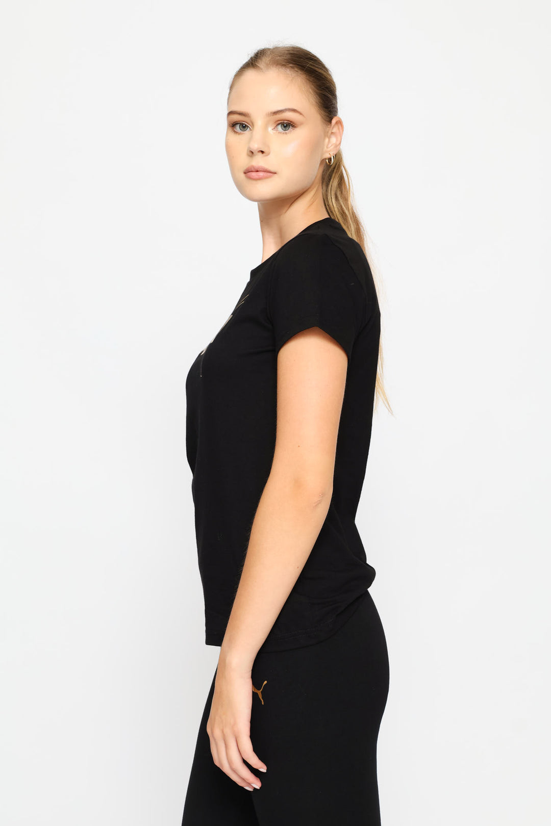 Essential Logo Lab Metallic Tee - Black