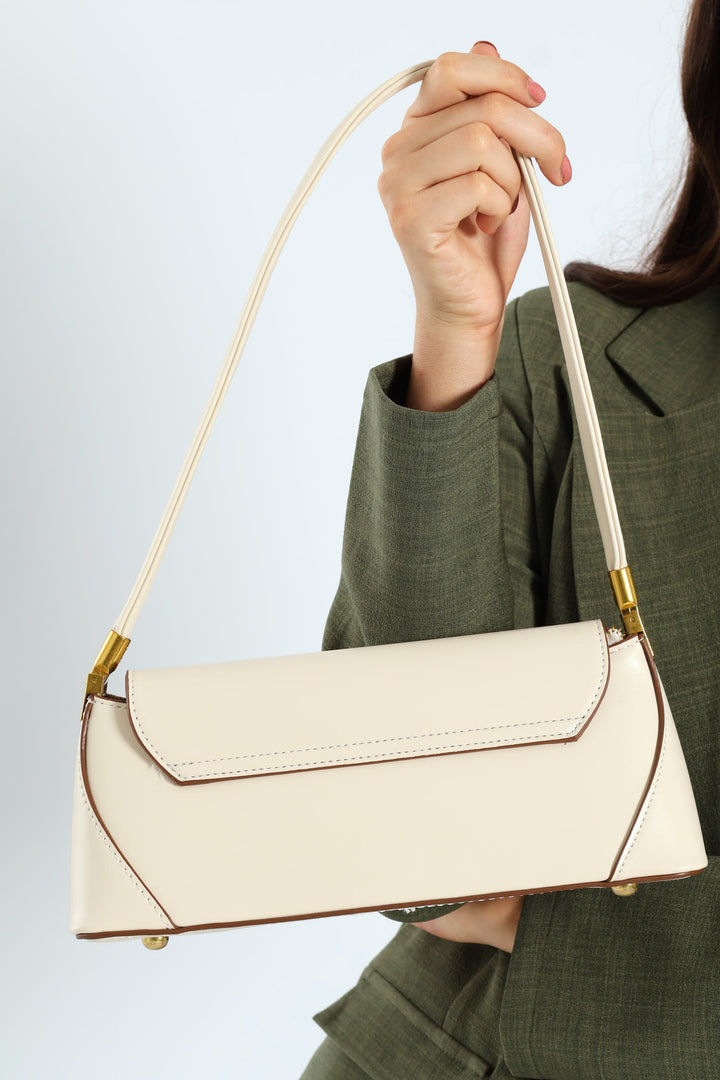 The Courtney - Cream