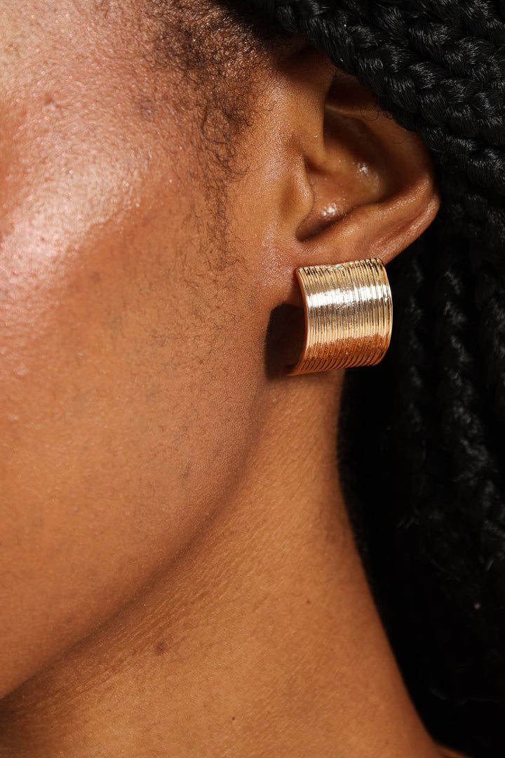 Fluted Earring - Gold