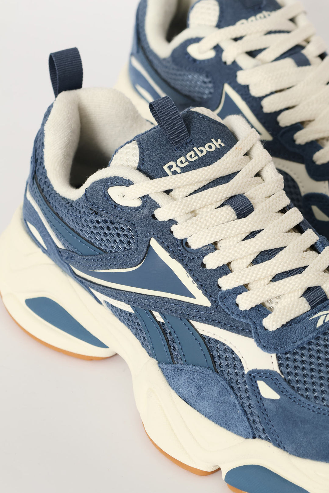 Charge Run Trainer - Blue