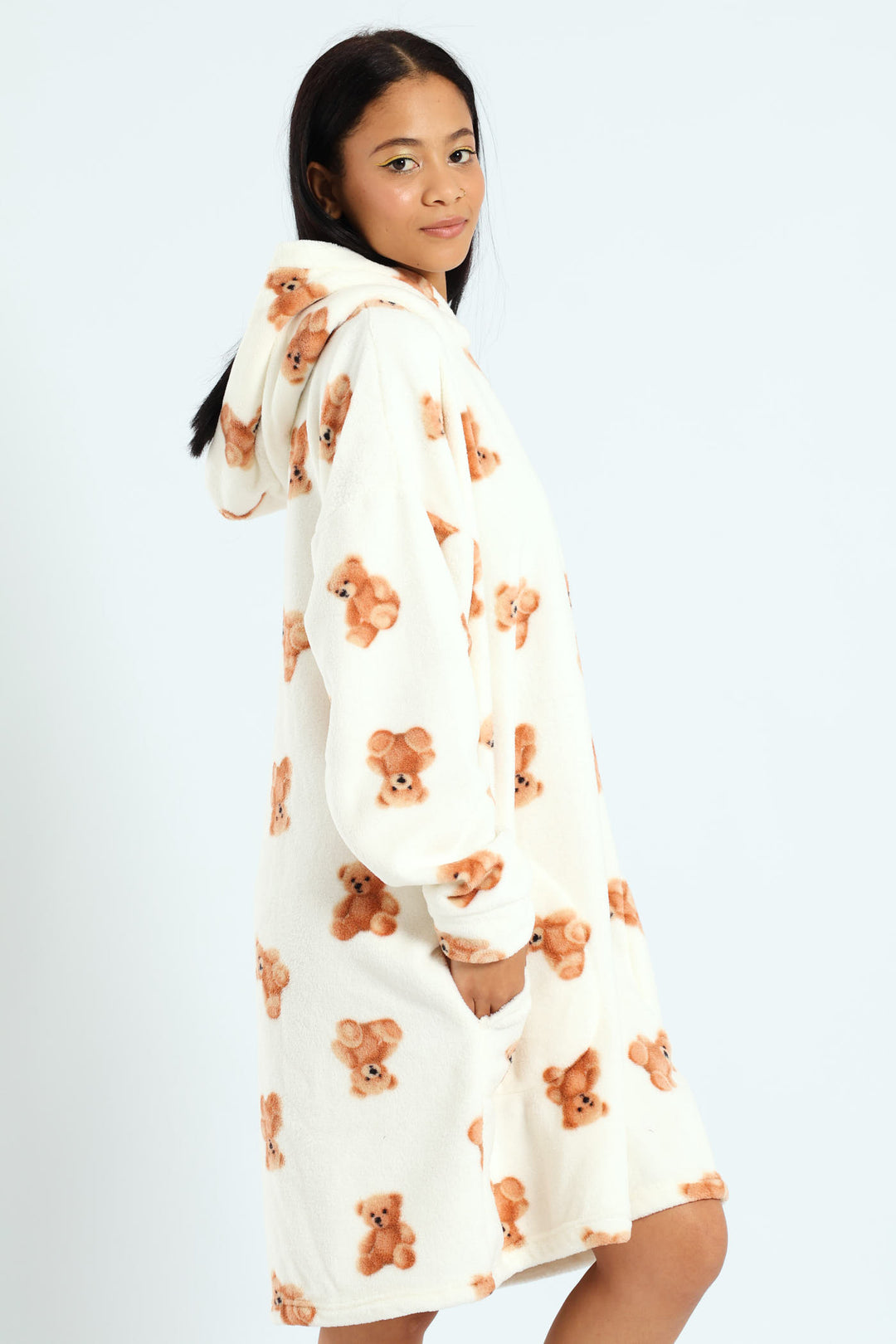 Oversized Cosy Teddy Snuggie - Cream