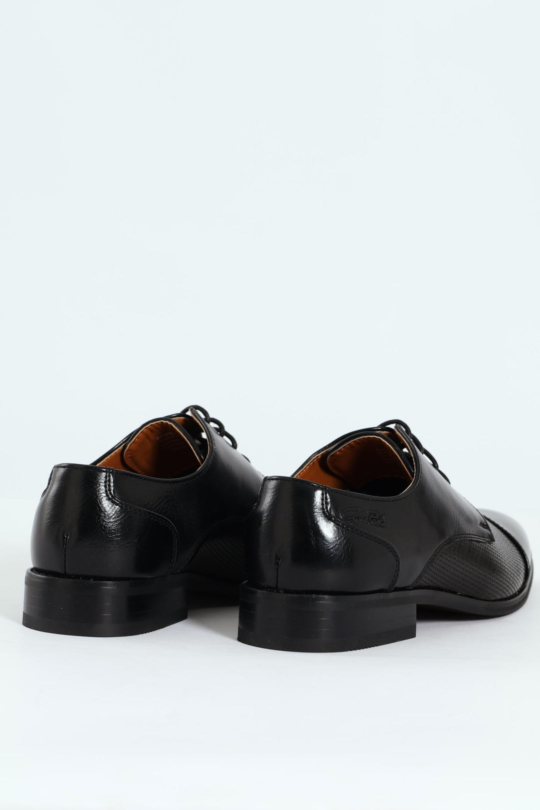 Toe Cap & Pin Punch Detail Derby Shoe - Black