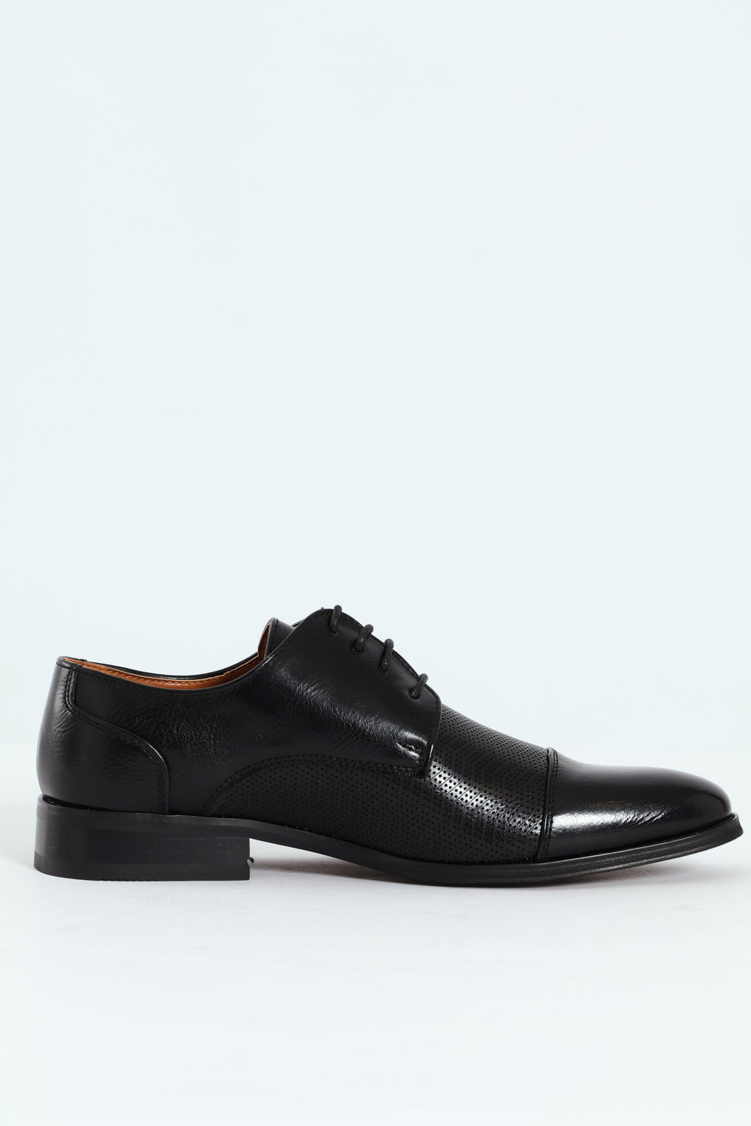 Toe Cap & Pin Punch Detail Derby Shoe - Black