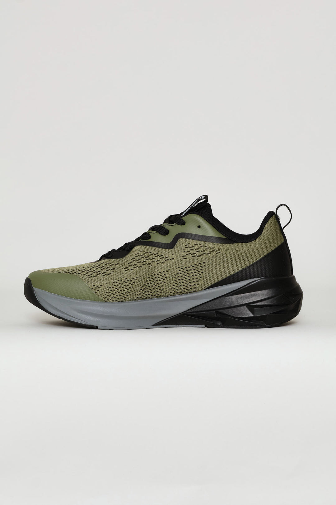 Mesh Whisler Trainer - Green