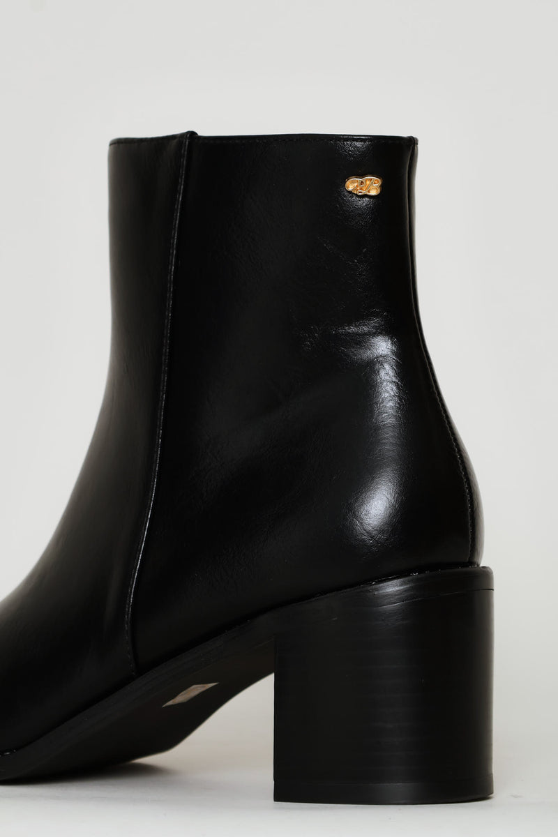 Zuri 1 Ankle Boot - Black