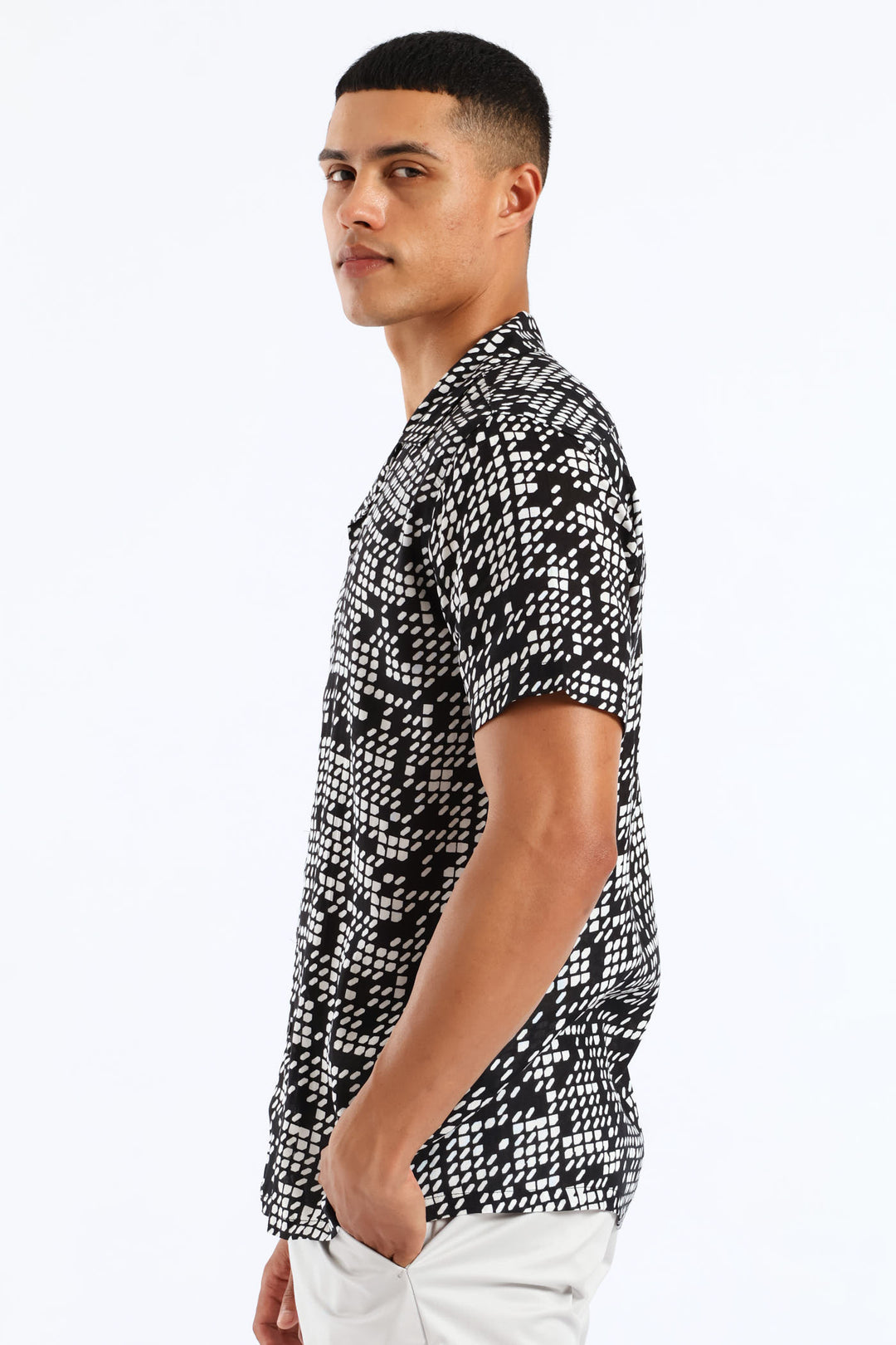 Viscose Geo Print Shirt - Black/White