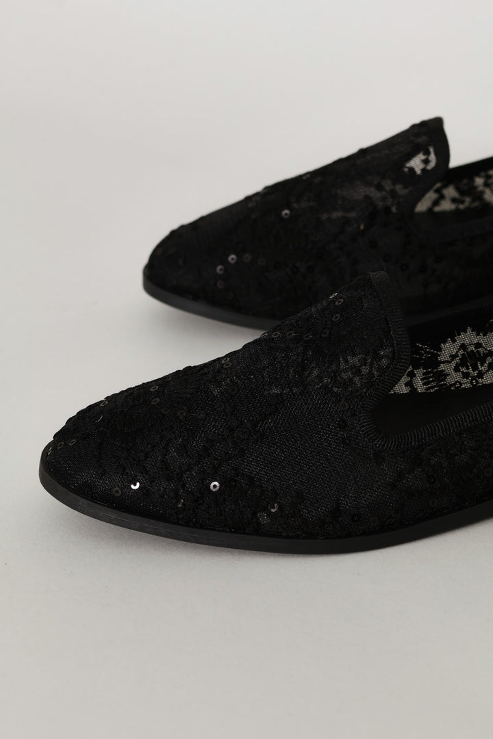 Lace Pump - Black