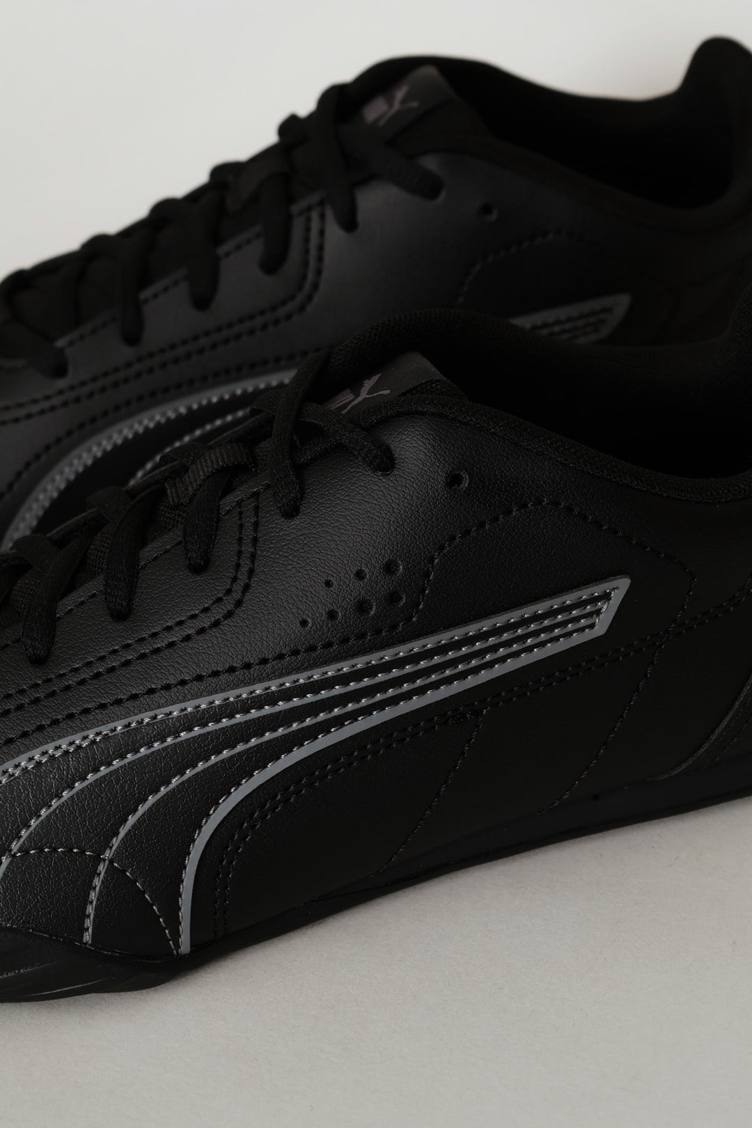 Catch Low Profile Sneaker - Black